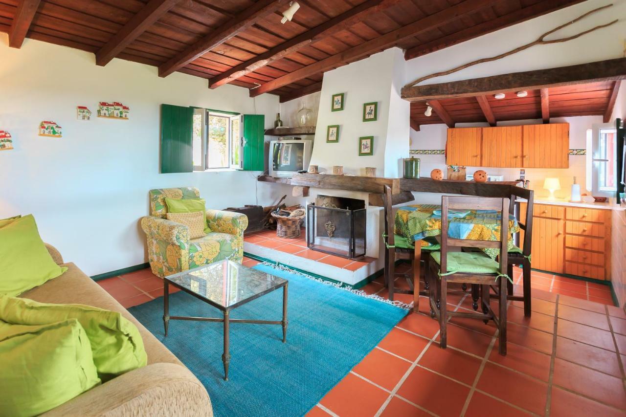サン・マルティーニョ・ド・ポルト Casa Dos Manguesゲストハウス エクステリア 写真