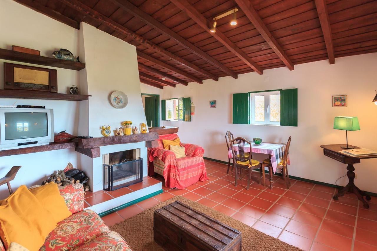 サン・マルティーニョ・ド・ポルト Casa Dos Manguesゲストハウス エクステリア 写真